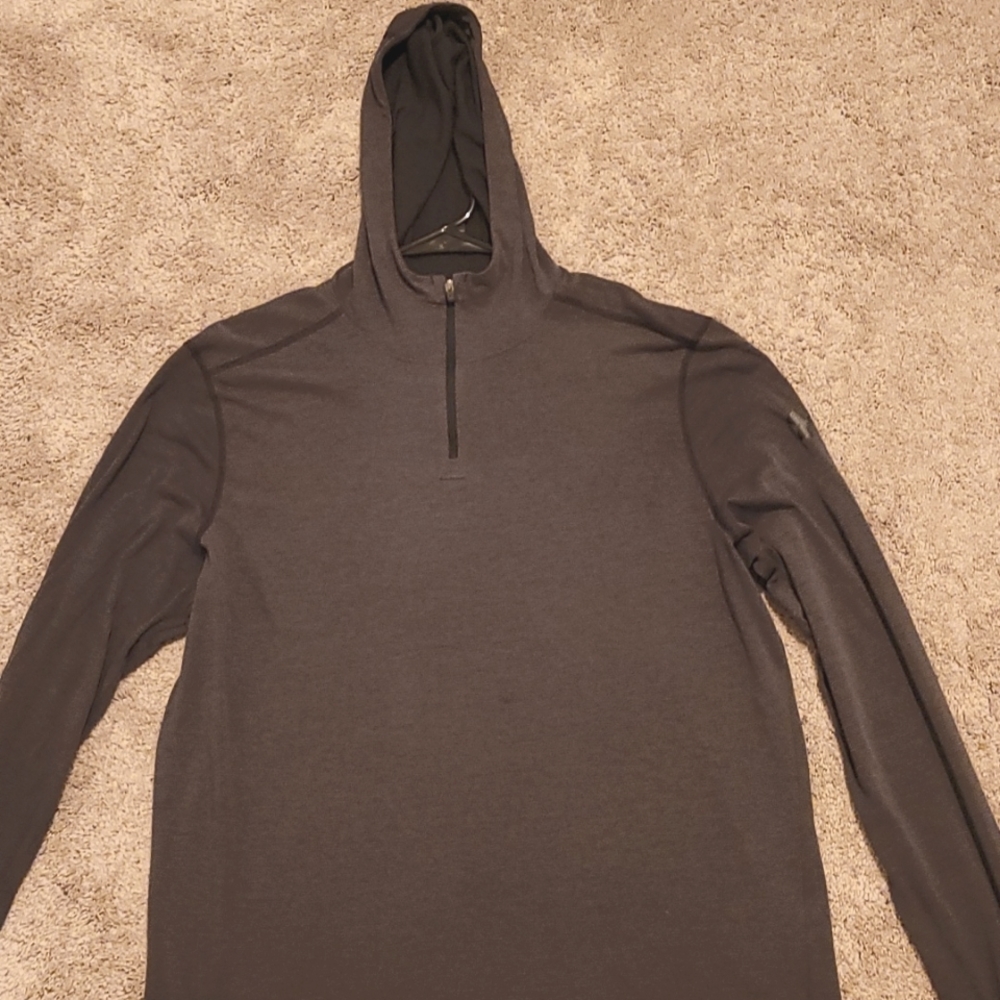 Under armor quarter zip athletic hoodie sweater medium